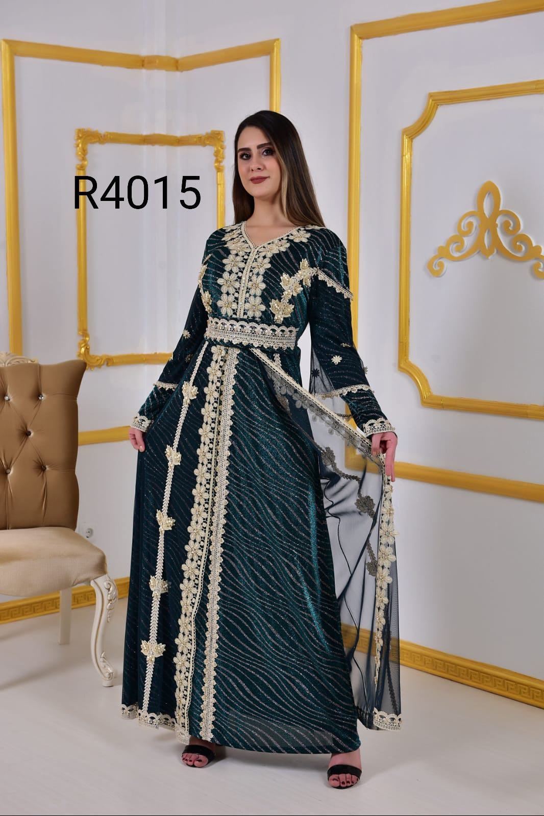 قفطان ناعم R4015