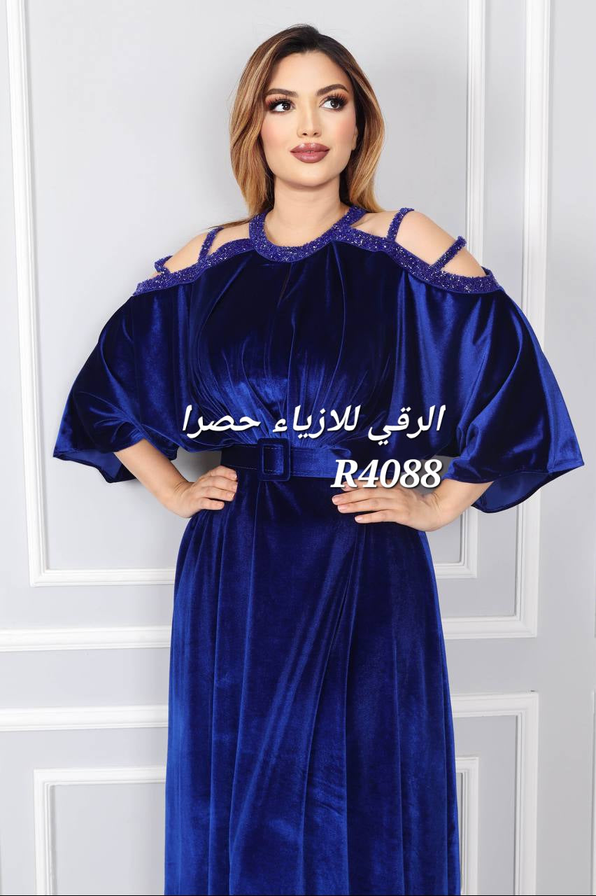 فستان مخمل للمقاسات الكبيرة R4088