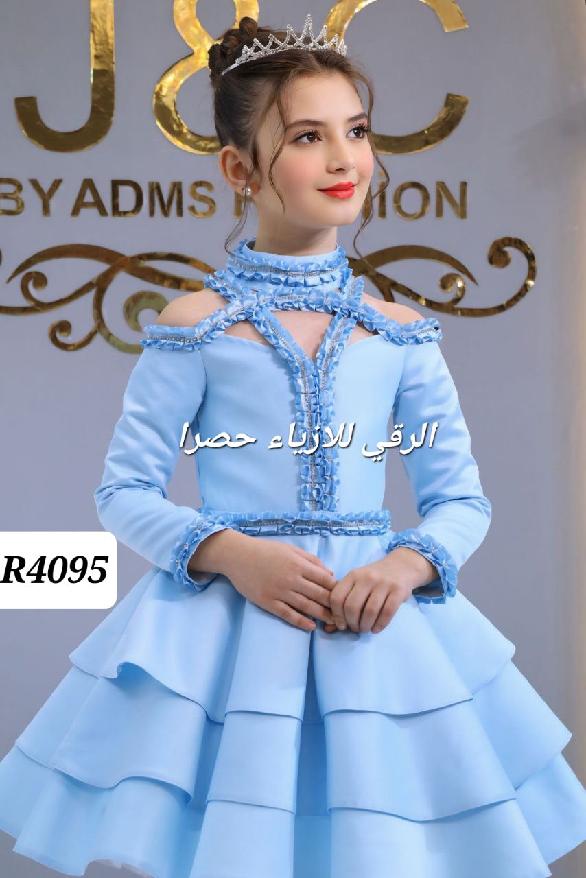 فستان بناتي ستان مع تاج ثقيل R4095