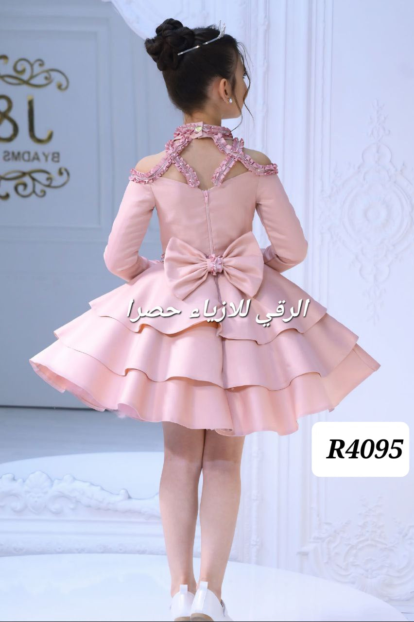 فستان بناتي ستان مع تاج ثقيل R4095