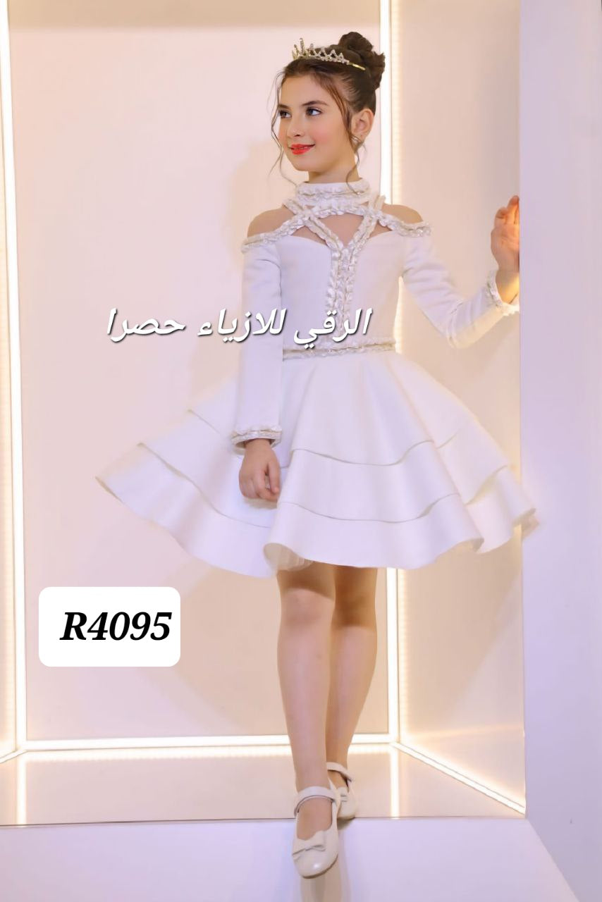 فستان بناتي ستان مع تاج ثقيل R4095