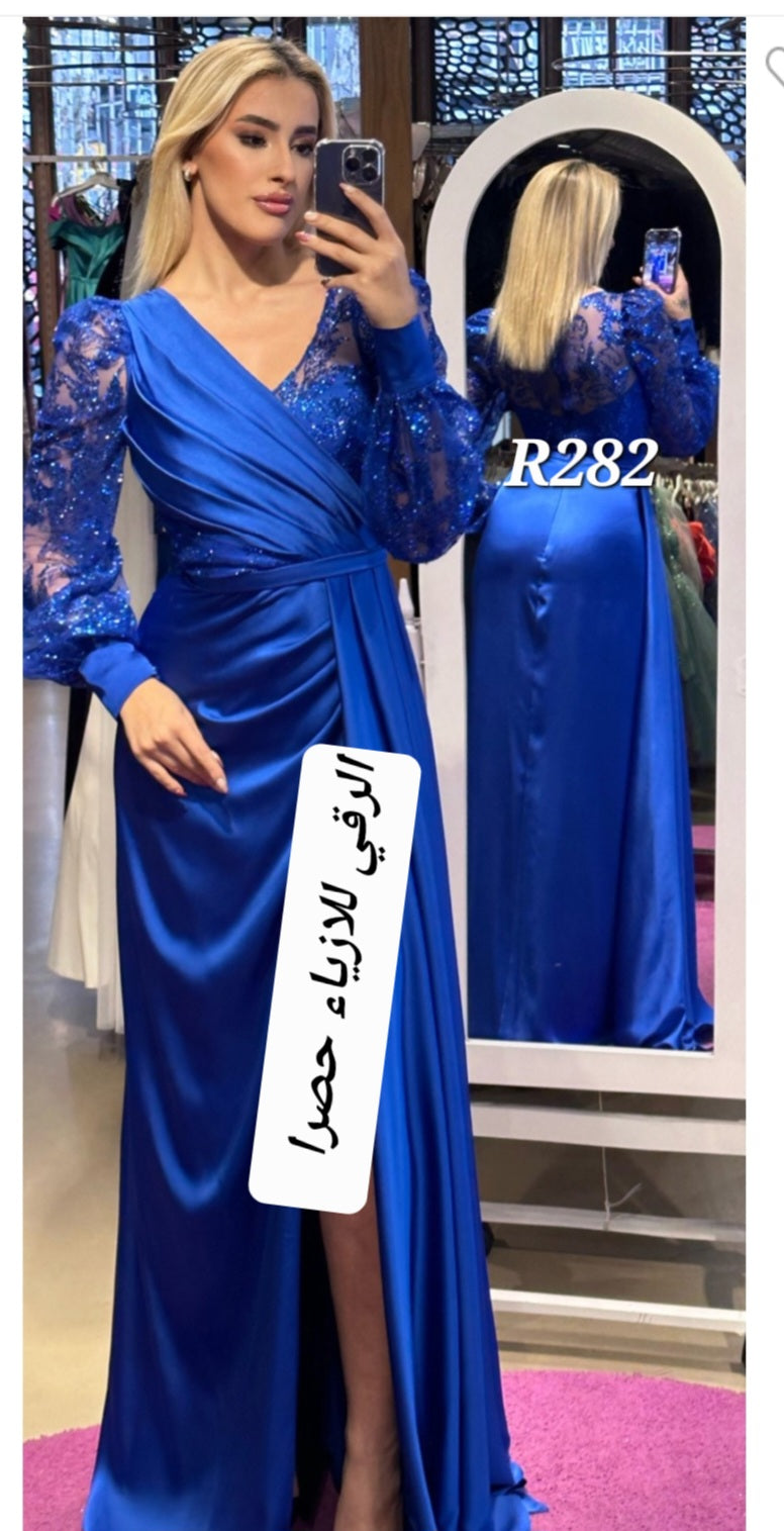 فستان مع ردة جانبية R0282
