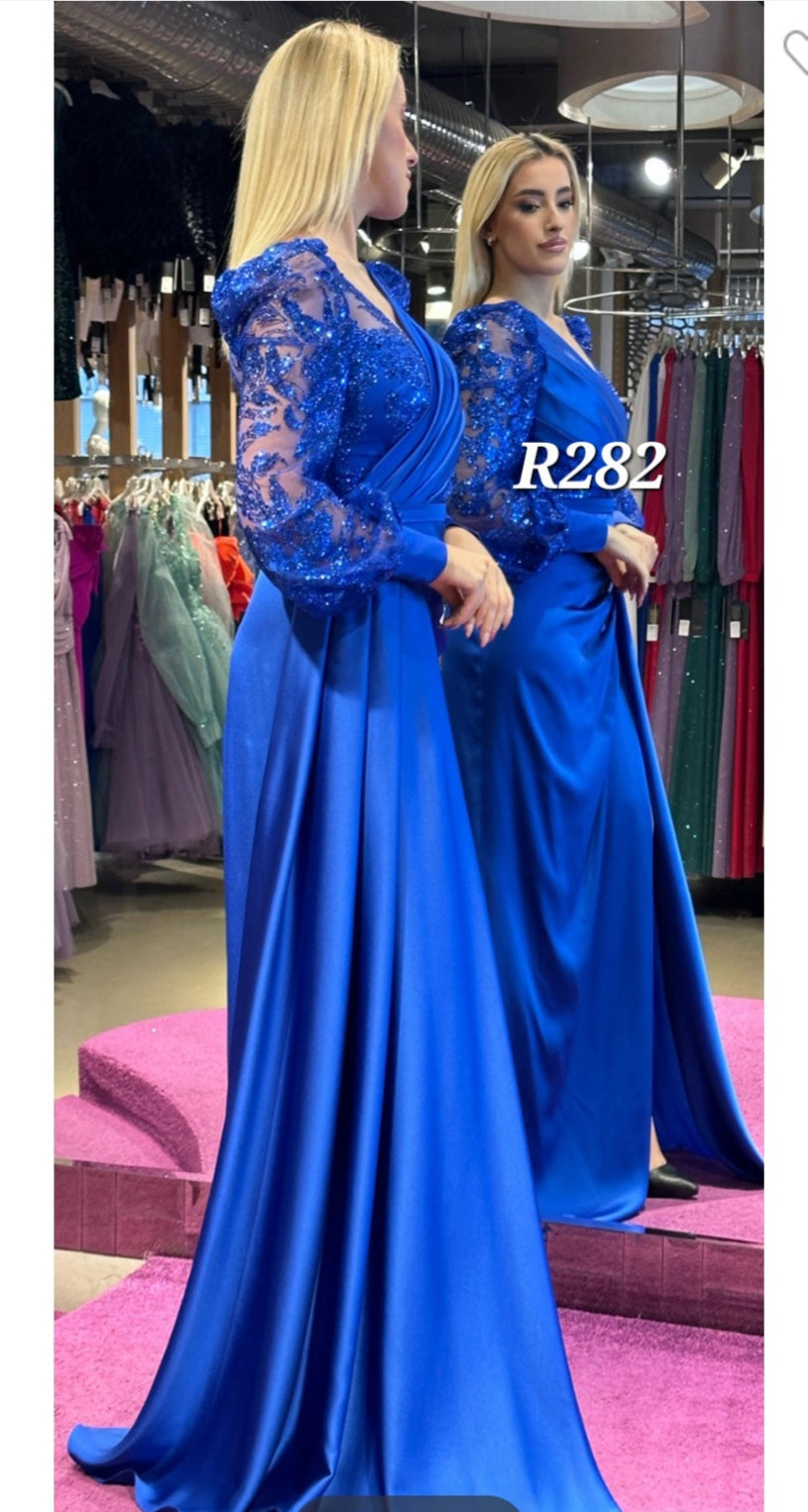 فستان مع ردة جانبية R0282